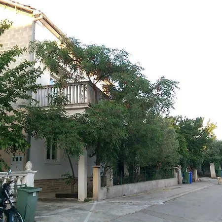 Guest house Atlija