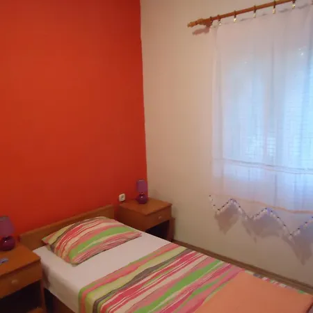 Atlija Biograd Na Moru